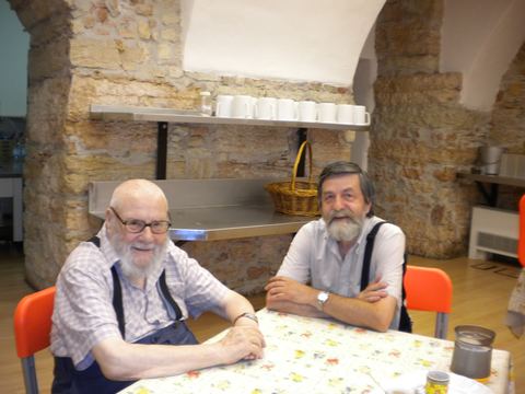 Presso la mensa dei frati cappuccini