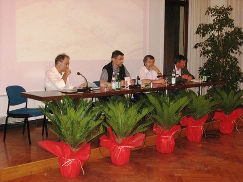 Relatore a un convegno